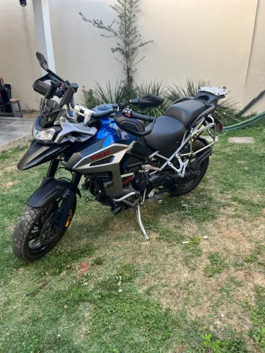 Triumph Tiger GT Explorer 2022 - Excelente estado