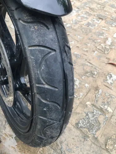 Vendo par de pneu da Twister 250