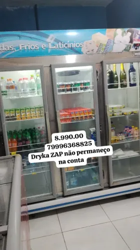expositor tres portas auto serviço