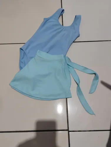 Colã e saia de balé infantil