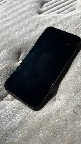 iPhone 11 - 64Gb