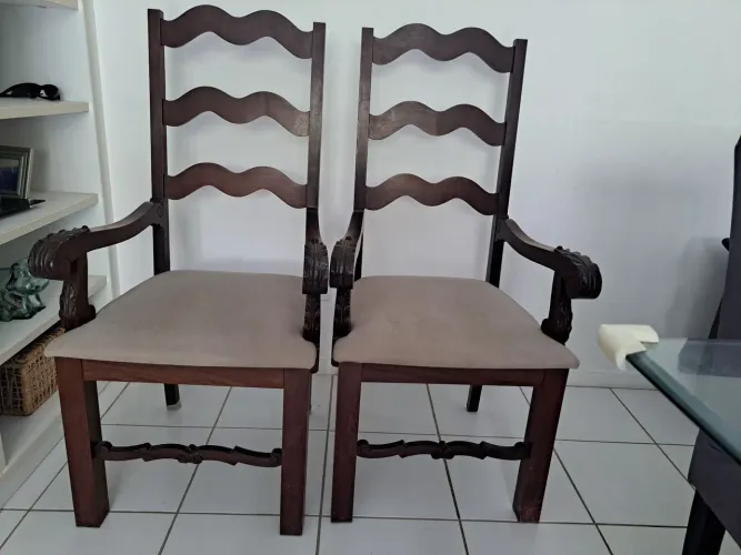 Cadeiras Antigas
