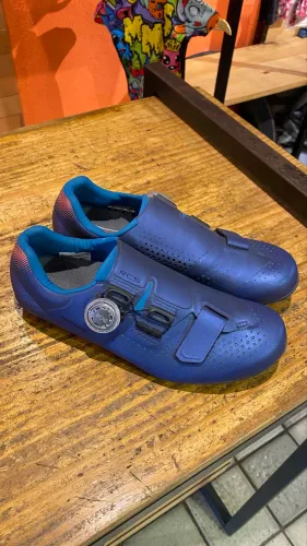 Sapatilha Shimano RC5