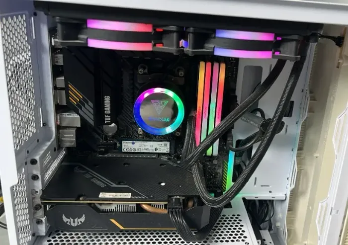 PC Gamer Ryzen 5 5600X | GTX 1660 Ti ASUS TUF | 32GB RAM | B550 WiFi
