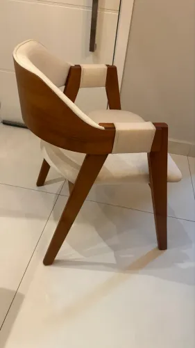 Cadeiras de Design Moderno em Madeira e Tecido Claro - 6 cadeiras - Preço de uma cadeira