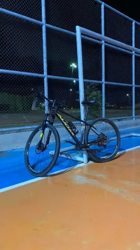 Bicicleta MTB Tamanho 17