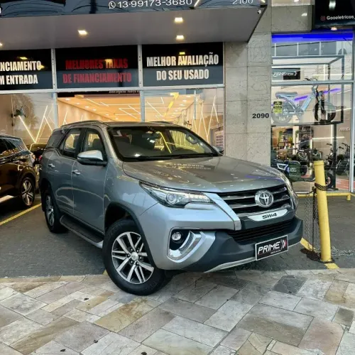 Toyota Hilux SW4 SRX 4X4 2.8 TDI 16V Dies. Aut. 2020