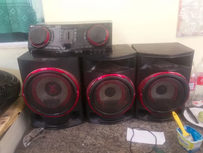Som LG 2250 Rms tudo funcionando