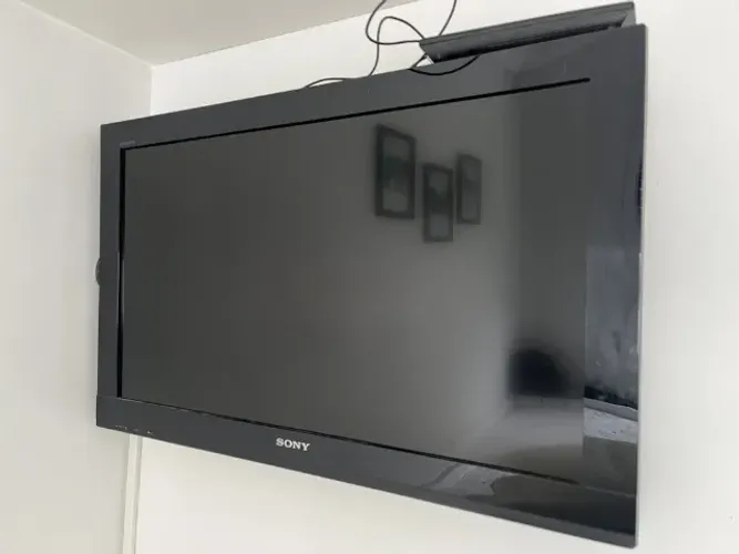 Televisão Sony Bravia KDL-32BX425