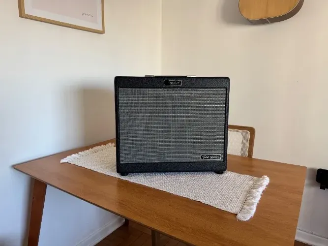 Amplificador Fender Tone Master Fr-10 Para Pedaleiras e Simuladores de IR FRFR