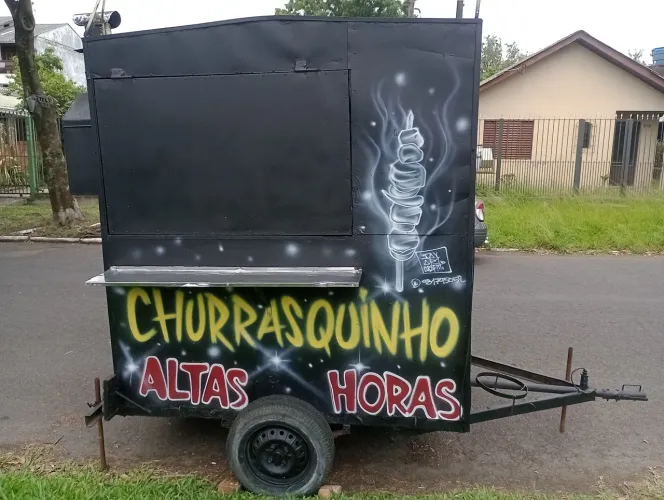 Trailer emplacado ( Leia)