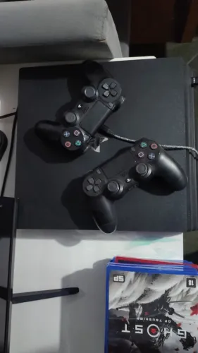 PS4 pro 1 tera