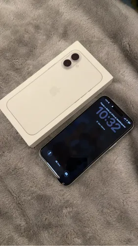 Vendo iPhone 16 plus comprado diretamente da Apple ,bateria 96%,256 GB
