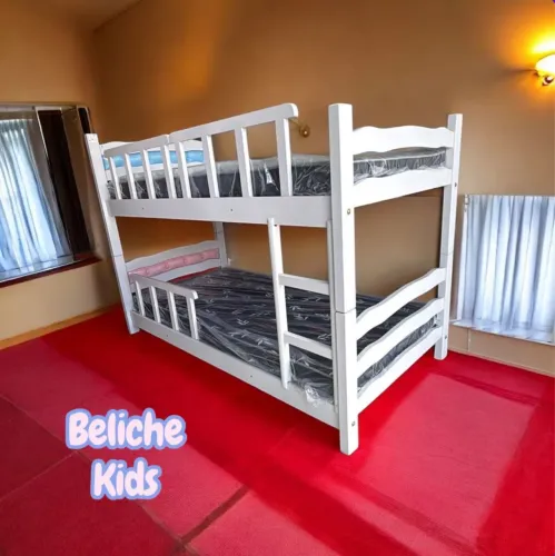 Promoção imperdível. Beliche KIDS tamanho solteiro padrão todo em madeira maciça Angelim 