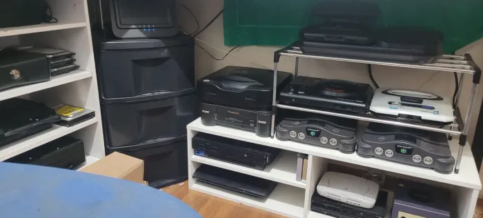 NeoGeo CD 2 controles 1 jogo todo original em perfeito estado