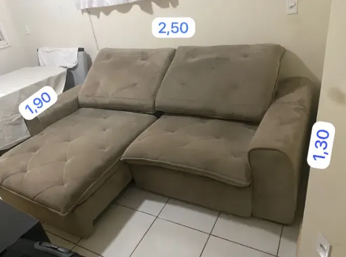 Sofá Semi Novo 2,5 metros