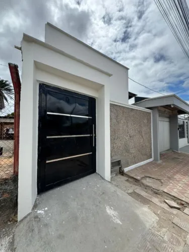 Aluga-se excelente ponto comercial na Av. Brigadeiro Eduardo Gomes.