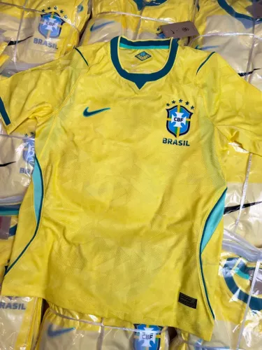 Tailandesa Brasil (Jogador) 