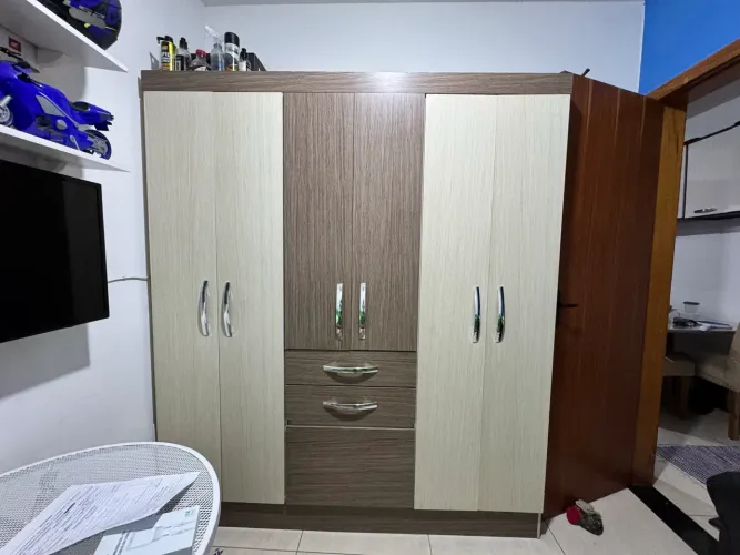Guarda Roupa Solteiro