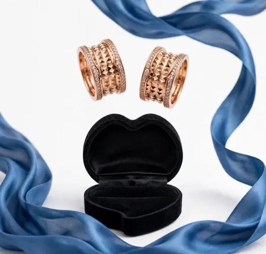 Anel rock bzero dourado linha luxo