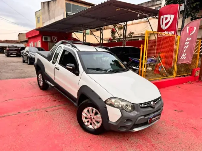 Fiat Strada Adventure 1.8/ 1.8 Locker Flex CE 2013