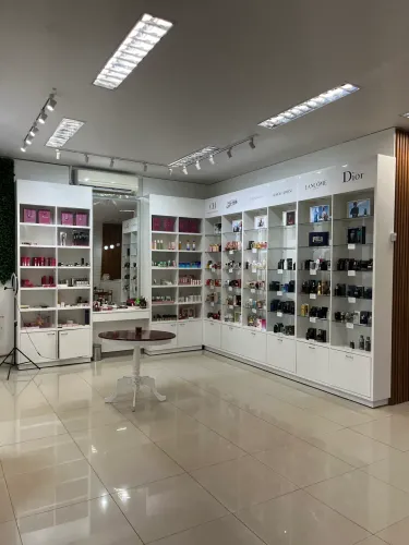 Móveis comerciais 