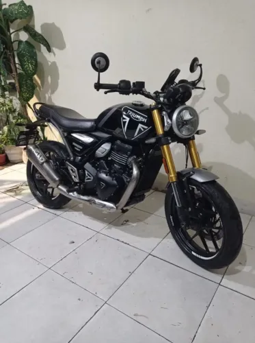 Triumph Speed 400cc (estudo trocas)