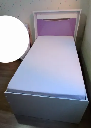 Cama solteiro com gavetas
