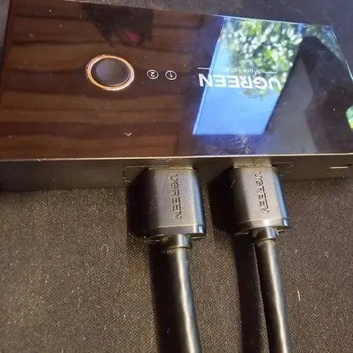 Switch USB UGREEN 4 Portas - USB 3.0 - Para dois computadores