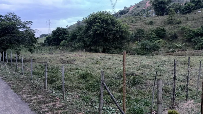 Chácara Santana do Paraíso/MG - 5000m² - Areia Grossa