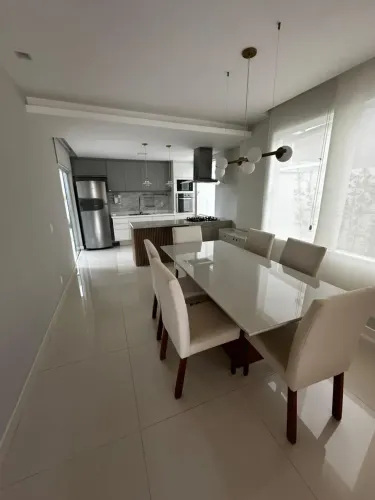 VENDA E LOCAÇÃO | CASA TÉRREA MOBILIADA NO TERRAS ALPHAVILLE CAMAÇARI