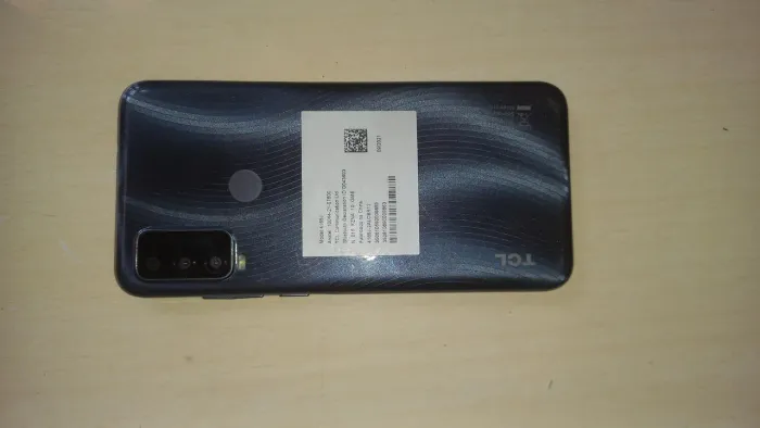 Celular tcl