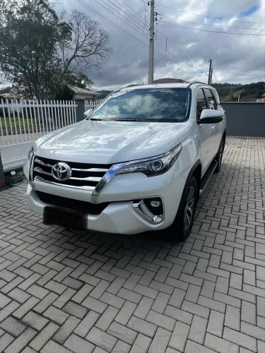 Toyota Hilux SW4 SRX 4X4 2.8 TDI 16V Dies. Aut. 2020