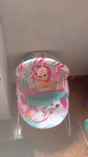 Caderinha de bebe ,vibra