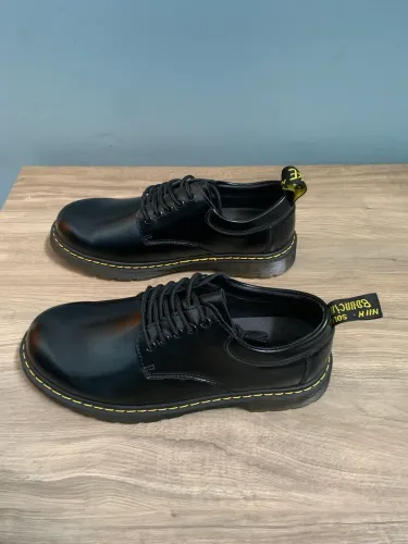Sapato Oxford de Couro Masculino