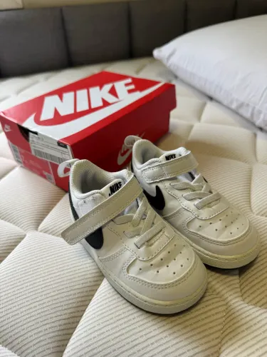Tênis Nike court n 22.5 branco