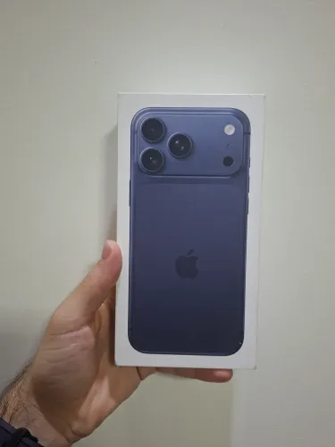 IPHONE 17 PRO MAX AZUL