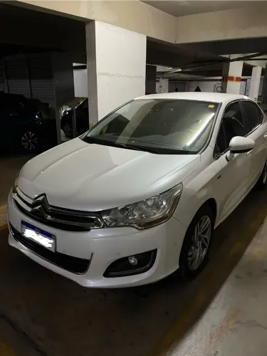 Citroen C4 Lounge Exclusive 1.6 Turbo 4P Aut. 2014
