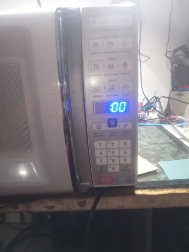Vendo microondas Electrolux 34litros 