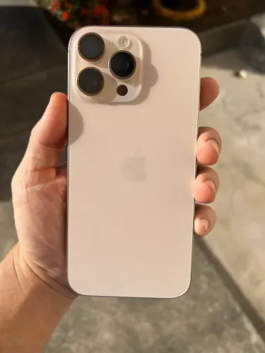 Iphone 16 Pro Max Apple (256Gb) Titânio Deserto,