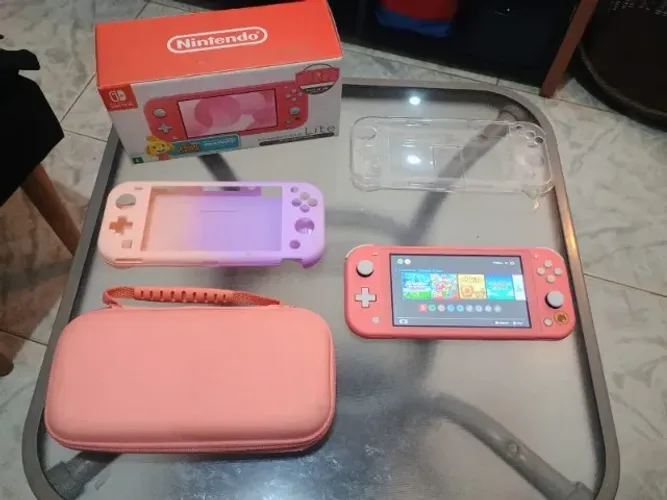 Switch Lite Edição Animal Crossing Isabelle - Impecável + Caixa + 3 Cases