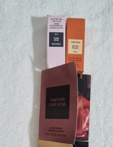 Kit Flaconetes Tom Ford 1,5ml e 2ml
