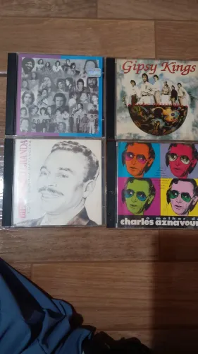 Cds antigos e exclusivos originais 