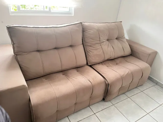Sofá retrátil