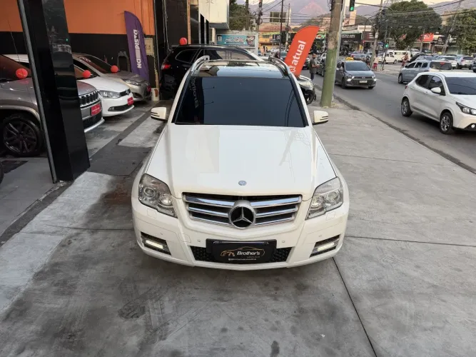 Mercedes-Benz GLK 300 3.0 V6 24V 4X4 231cv Aut. 2012
