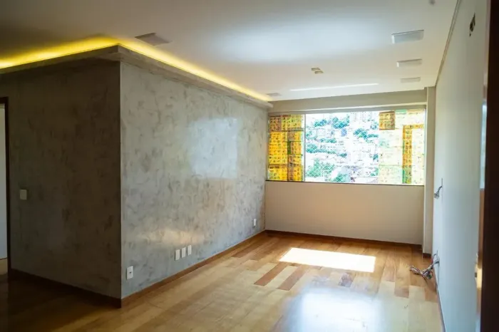Apartamento à Venda - Funcionários, 3 Quartos, 79 m2