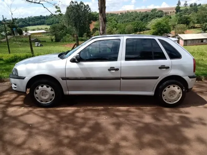 Volkswagen Gol Geração III Power 1.6 MI Total Flex Mec. 4P 2005