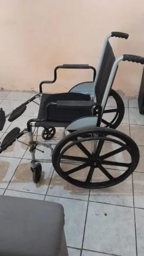 vendo cadeira de rodas