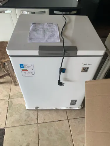 Vendo esse frezer novo midea