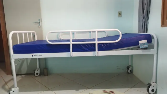 Cama Hospitalar C/ Colchão